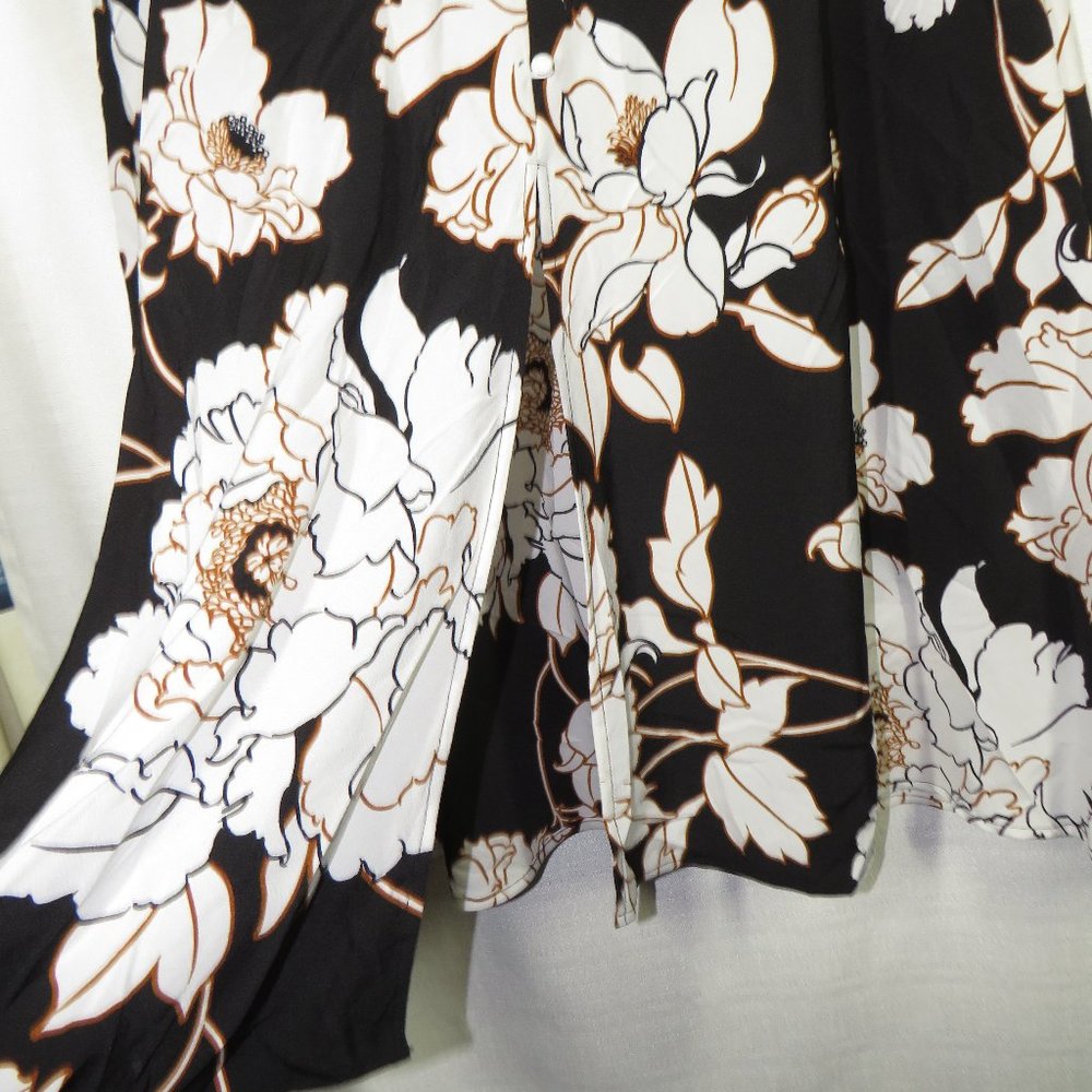 APT. 9 Women's Black Floral Front Slit Midi Skirt Decorative Buttons Size Large - Picture 2 of 10